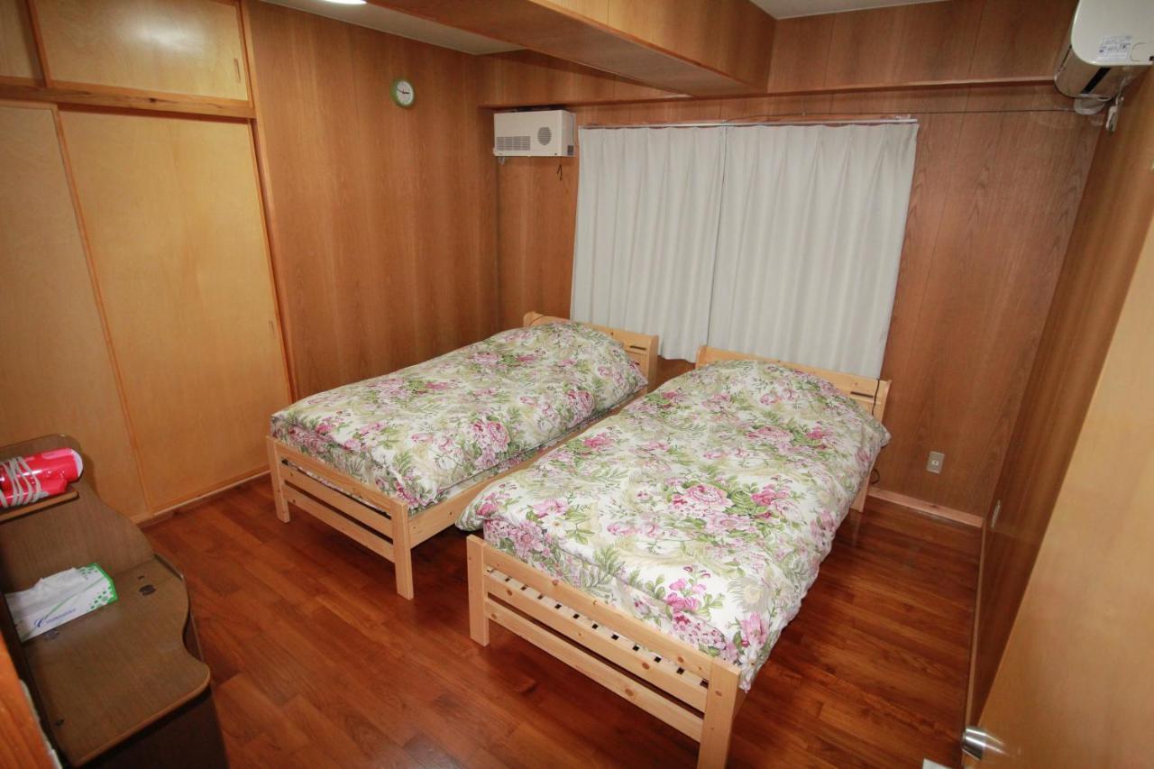 Utopia Mihama Chatan Exterior photo